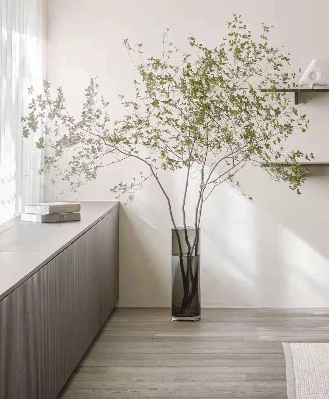 對(duì)自然材料的使用和柔和的調(diào)色板的共同信念是項(xiàng)目的基礎(chǔ)，注重觸覺(jué)、柔軟和永恒的品質(zhì)。 (8).jpg